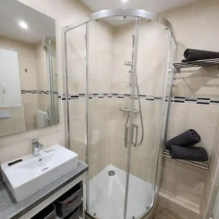 Le Refuge Du Bord De 2 Pers- Avec Parking A 500m De La