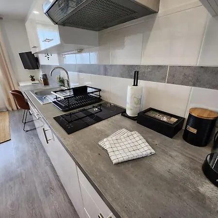 Le Refuge Du Bord De 2 Pers- Avec Parking A 500m De La